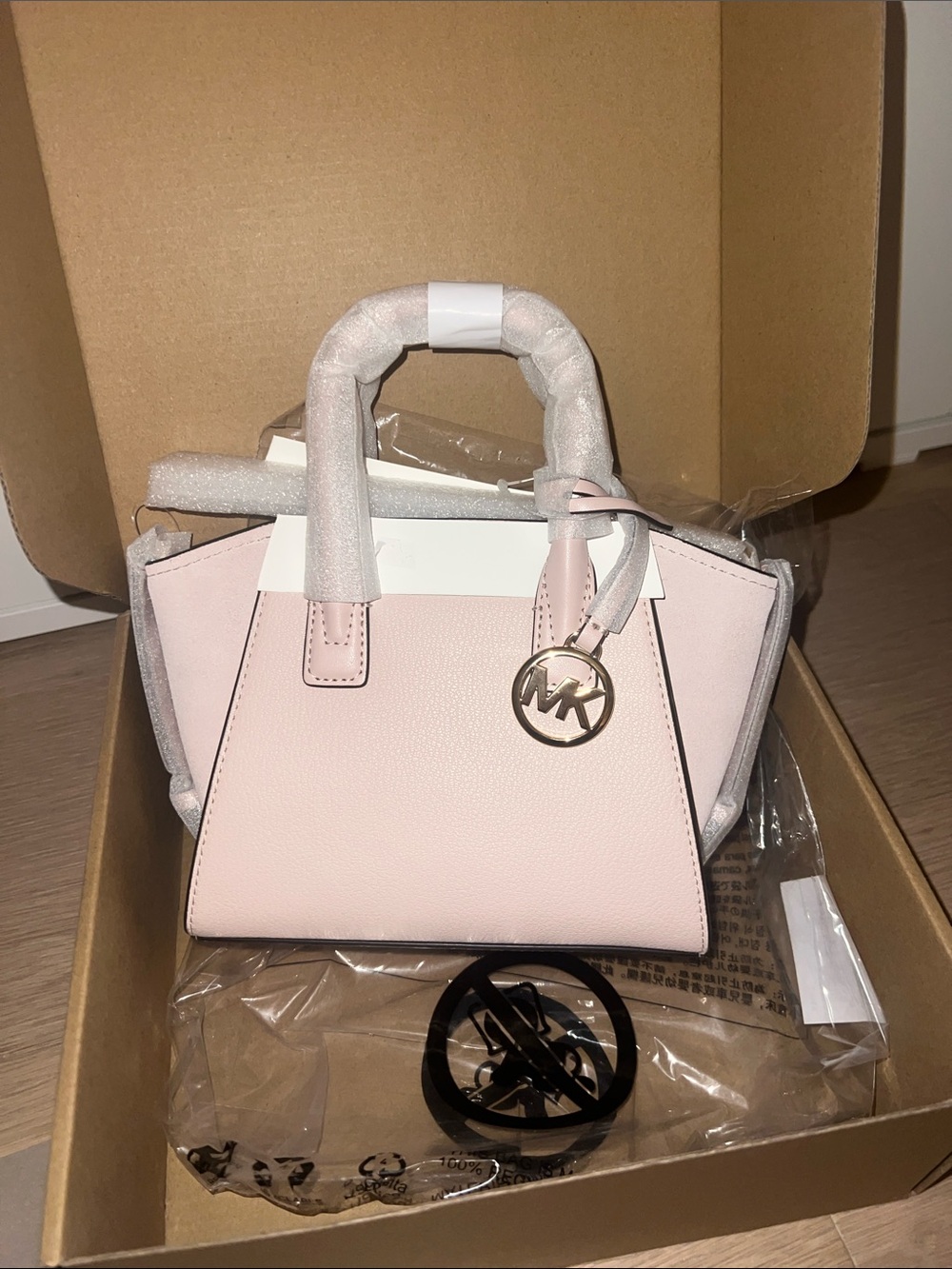 MICHAEL KORS Avril Small Leather Top-Zip Satchel In Powder Blush Color